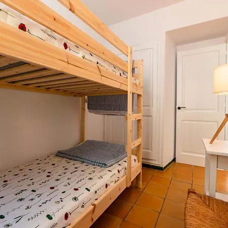 L-5 8 Pax Holiday home
